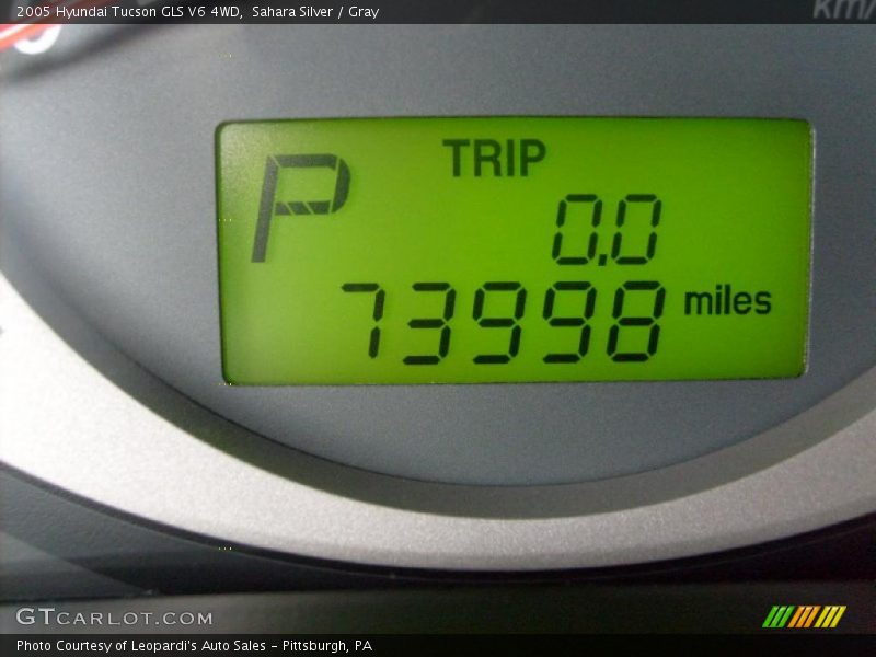 Sahara Silver / Gray 2005 Hyundai Tucson GLS V6 4WD