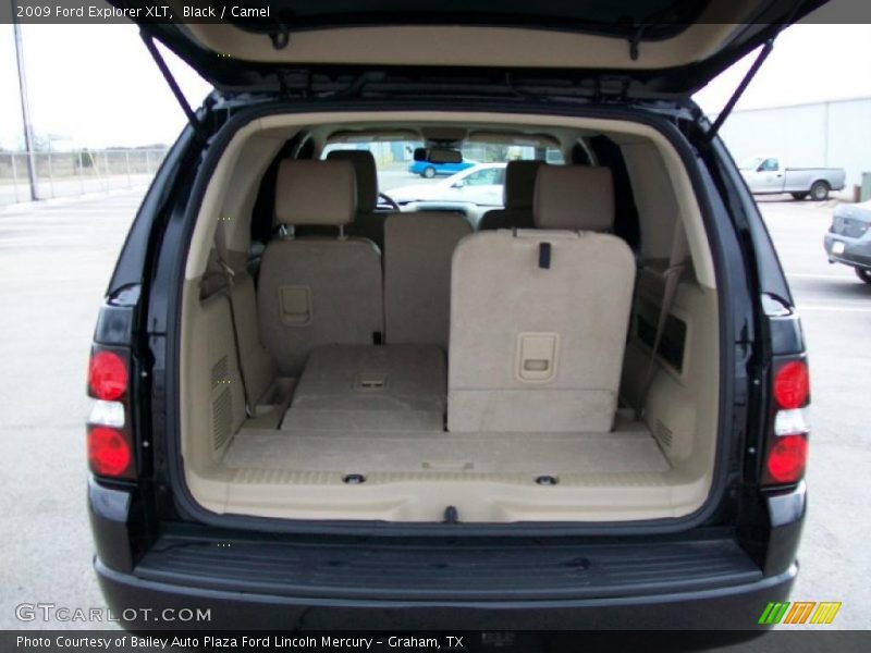 Black / Camel 2009 Ford Explorer XLT
