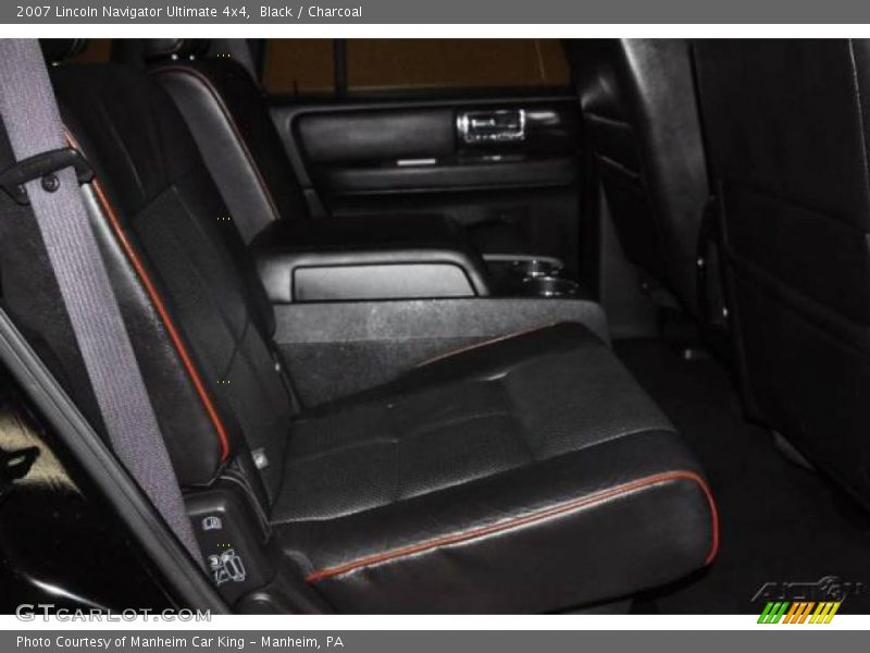 Black / Charcoal 2007 Lincoln Navigator Ultimate 4x4