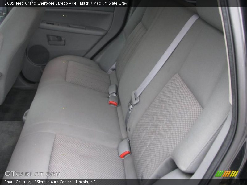 Black / Medium Slate Gray 2005 Jeep Grand Cherokee Laredo 4x4