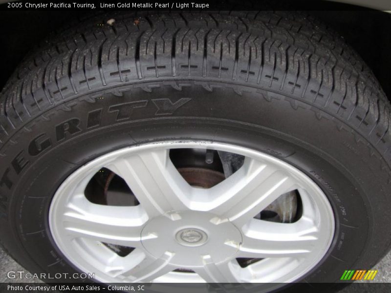 Linen Gold Metallic Pearl / Light Taupe 2005 Chrysler Pacifica Touring
