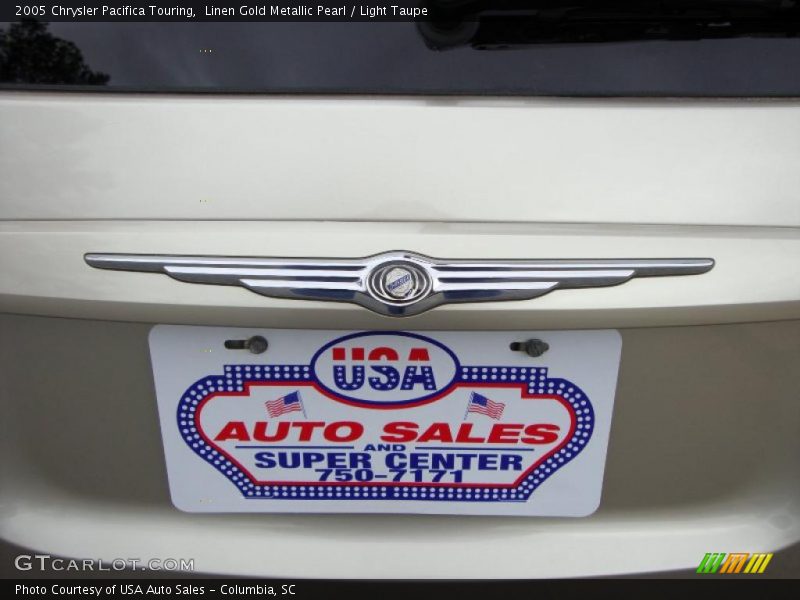 Linen Gold Metallic Pearl / Light Taupe 2005 Chrysler Pacifica Touring