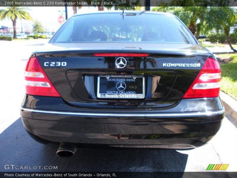 Black / Black 2005 Mercedes-Benz C 230 Kompressor Sedan