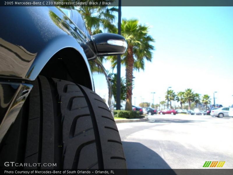 Black / Black 2005 Mercedes-Benz C 230 Kompressor Sedan