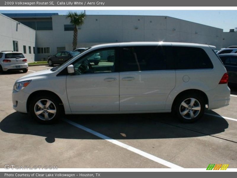 Calla Lilly White / Aero Grey 2009 Volkswagen Routan SE