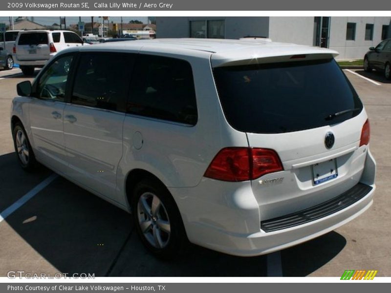 Calla Lilly White / Aero Grey 2009 Volkswagen Routan SE