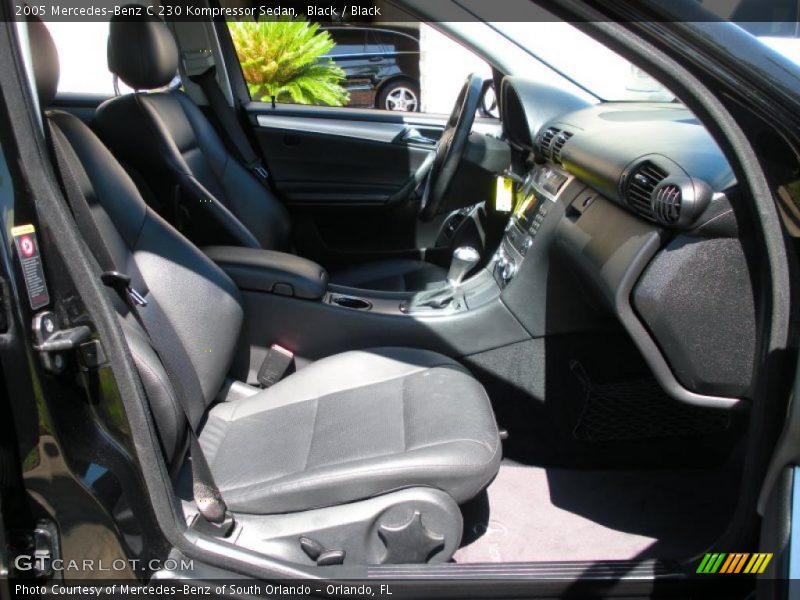 Black / Black 2005 Mercedes-Benz C 230 Kompressor Sedan