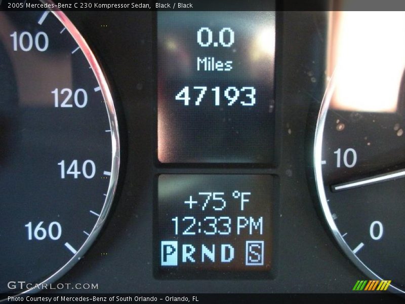 Black / Black 2005 Mercedes-Benz C 230 Kompressor Sedan