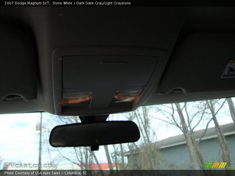 Stone White / Dark Slate Gray/Light Graystone 2007 Dodge Magnum SXT