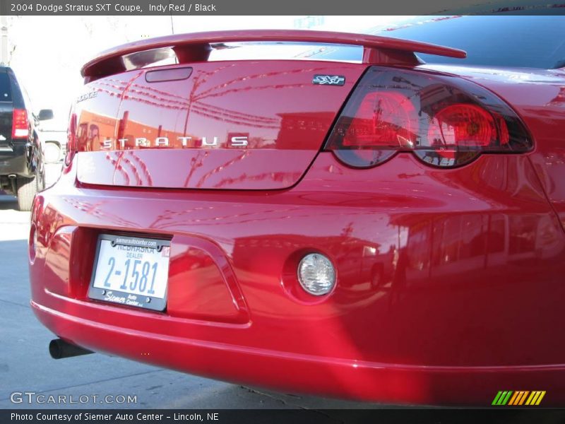 Indy Red / Black 2004 Dodge Stratus SXT Coupe