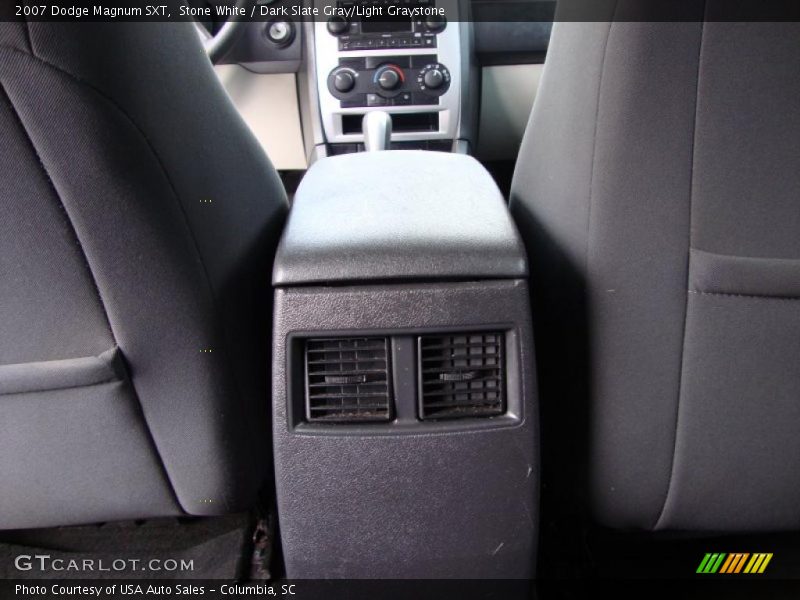 Stone White / Dark Slate Gray/Light Graystone 2007 Dodge Magnum SXT