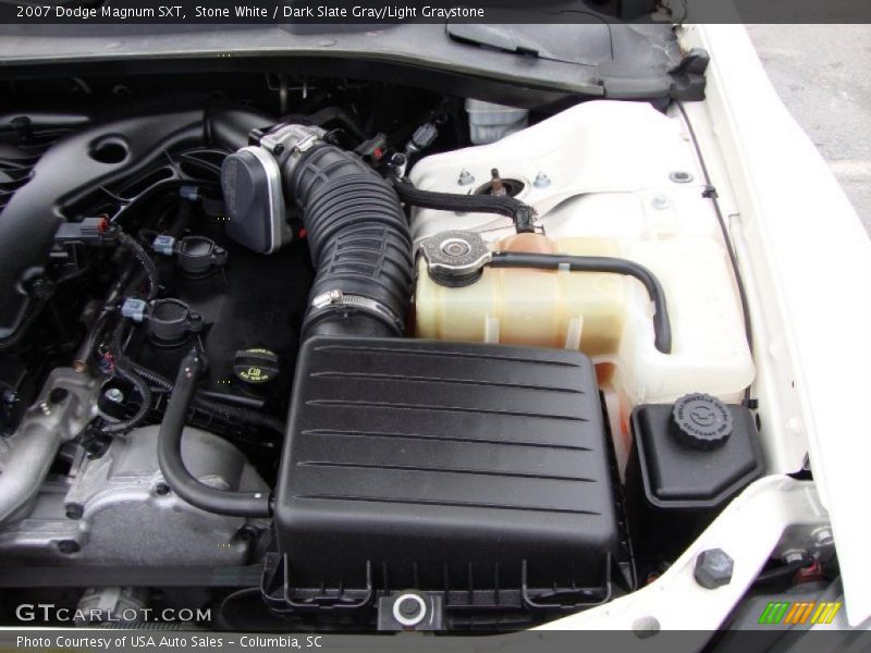 Stone White / Dark Slate Gray/Light Graystone 2007 Dodge Magnum SXT
