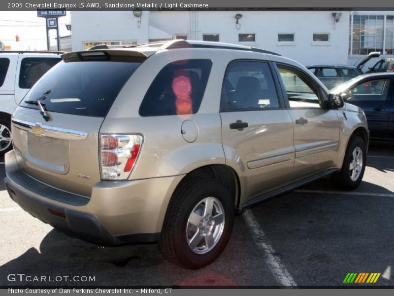 Sandstone Metallic / Light Cashmere 2005 Chevrolet Equinox LS AWD