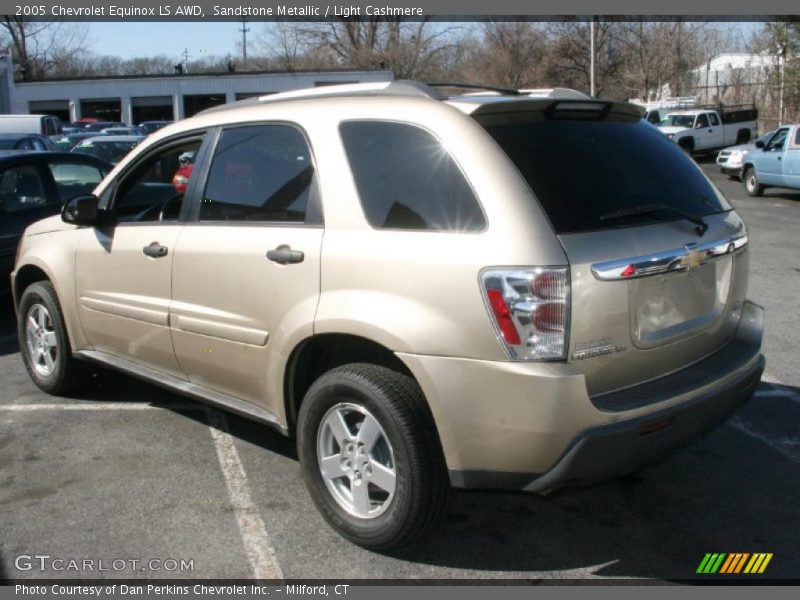 Sandstone Metallic / Light Cashmere 2005 Chevrolet Equinox LS AWD