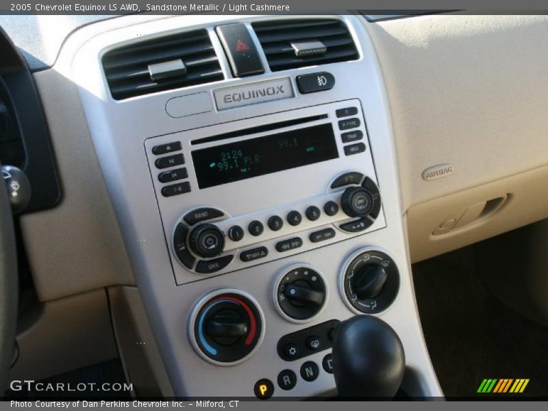 Sandstone Metallic / Light Cashmere 2005 Chevrolet Equinox LS AWD