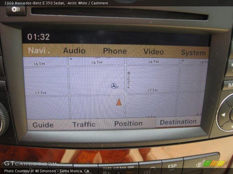 Arctic White / Cashmere 2009 Mercedes-Benz E 350 Sedan