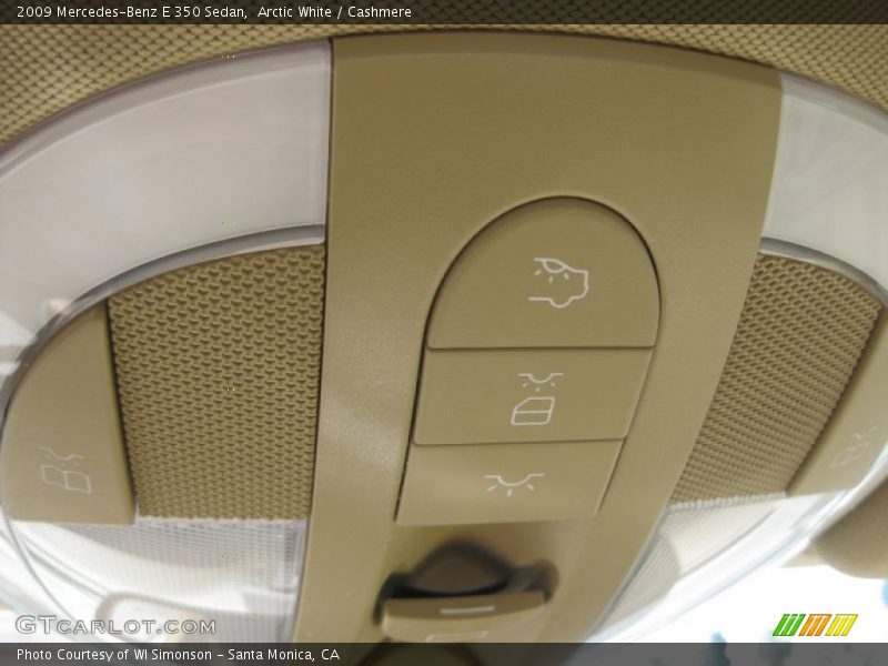 Arctic White / Cashmere 2009 Mercedes-Benz E 350 Sedan