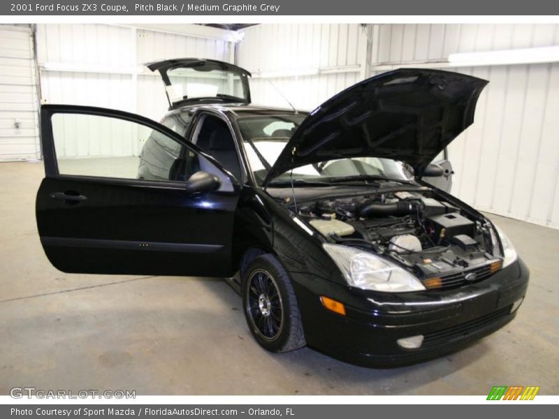 Pitch Black / Medium Graphite Grey 2001 Ford Focus ZX3 Coupe