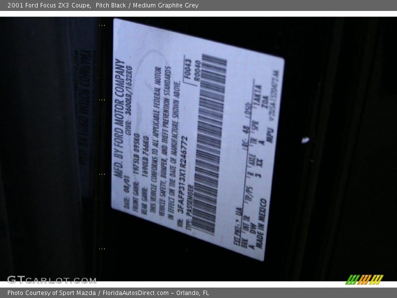 Pitch Black / Medium Graphite Grey 2001 Ford Focus ZX3 Coupe
