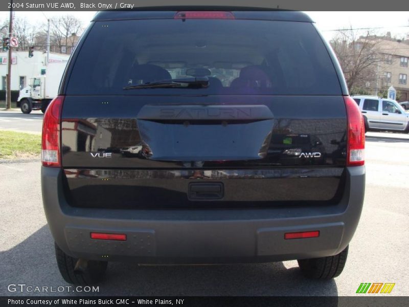 Black Onyx / Gray 2004 Saturn VUE AWD