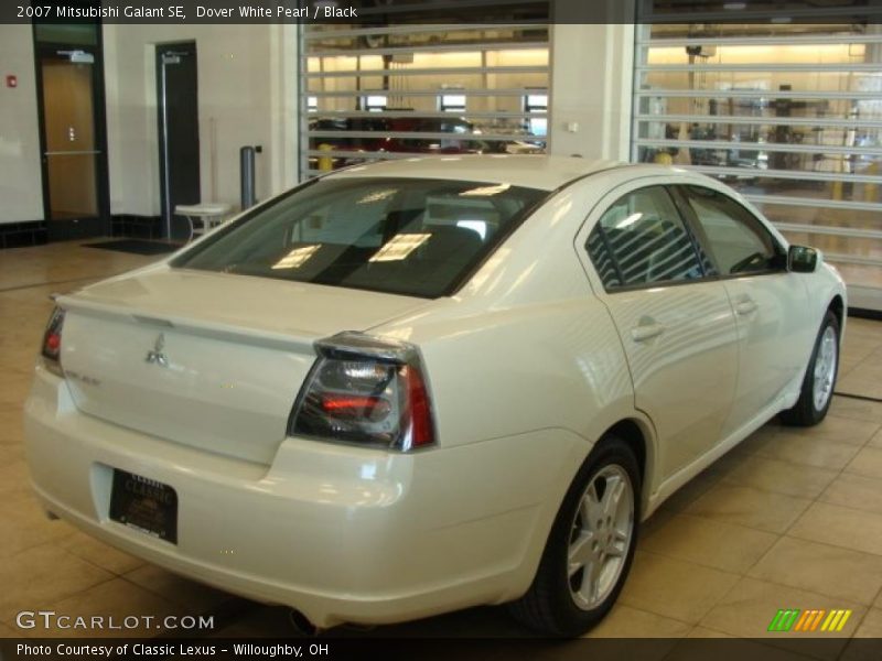 Dover White Pearl / Black 2007 Mitsubishi Galant SE