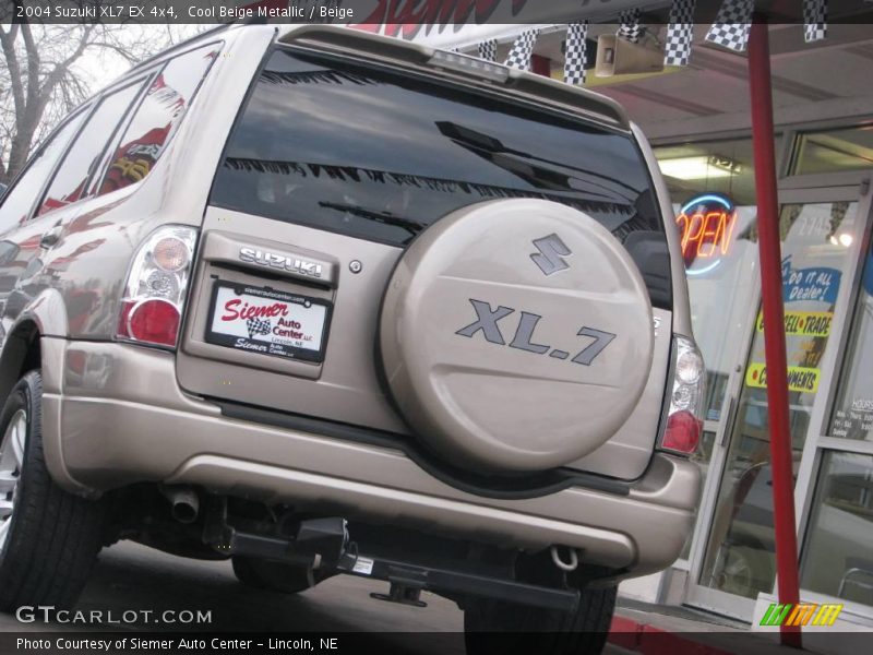 Cool Beige Metallic / Beige 2004 Suzuki XL7 EX 4x4