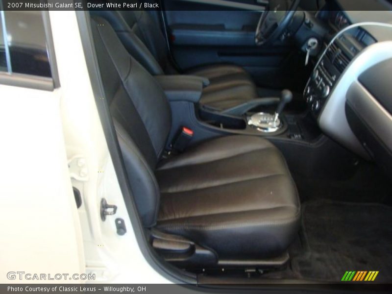Dover White Pearl / Black 2007 Mitsubishi Galant SE