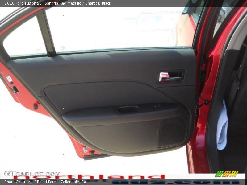 Sangria Red Metallic / Charcoal Black 2010 Ford Fusion SE