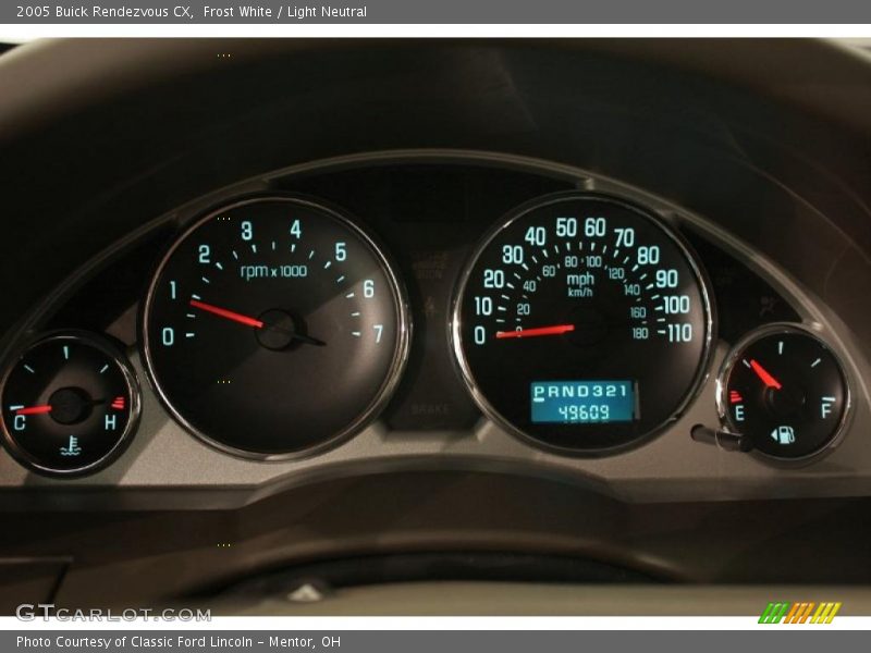 Frost White / Light Neutral 2005 Buick Rendezvous CX