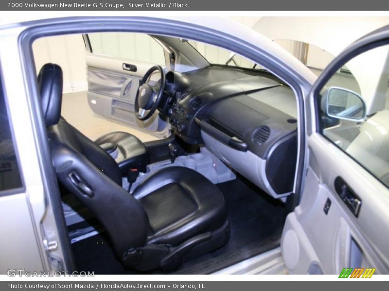 Silver Metallic / Black 2000 Volkswagen New Beetle GLS Coupe