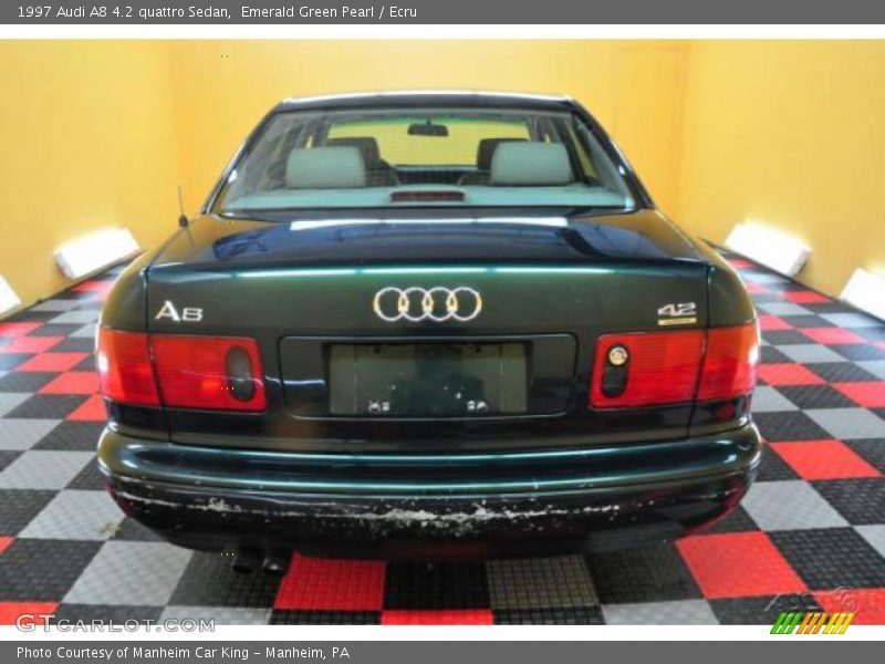 Emerald Green Pearl / Ecru 1997 Audi A8 4.2 quattro Sedan