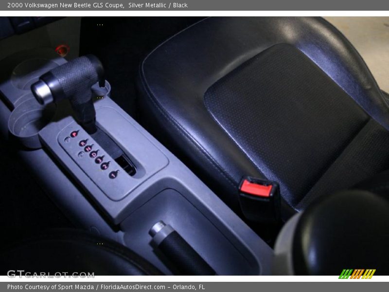 Silver Metallic / Black 2000 Volkswagen New Beetle GLS Coupe