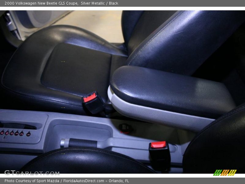 Silver Metallic / Black 2000 Volkswagen New Beetle GLS Coupe