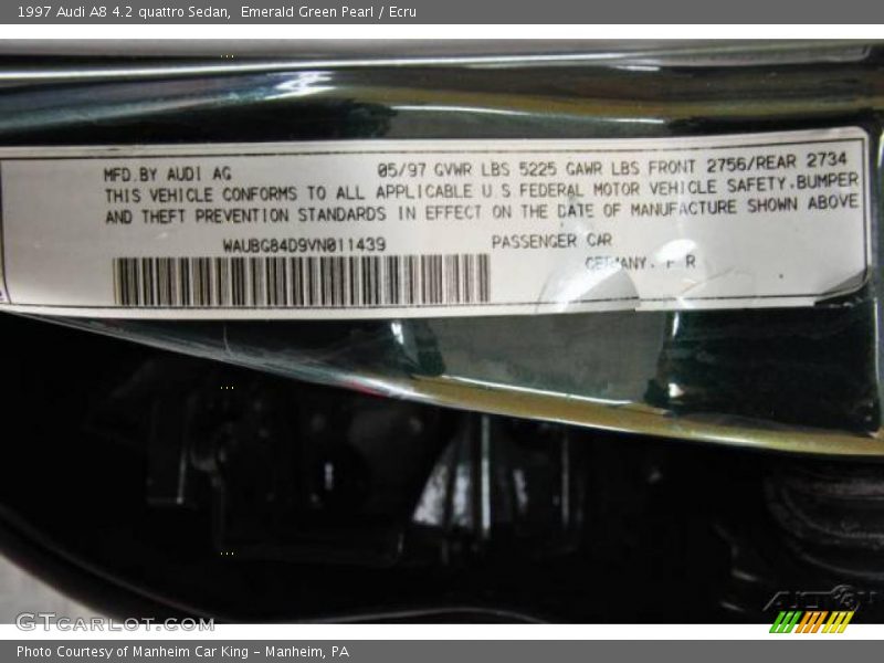 Emerald Green Pearl / Ecru 1997 Audi A8 4.2 quattro Sedan