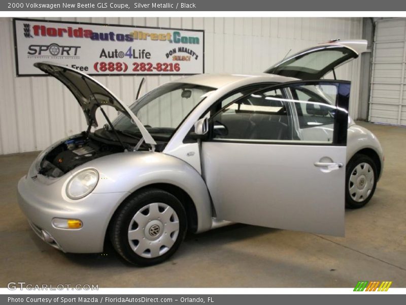 Silver Metallic / Black 2000 Volkswagen New Beetle GLS Coupe