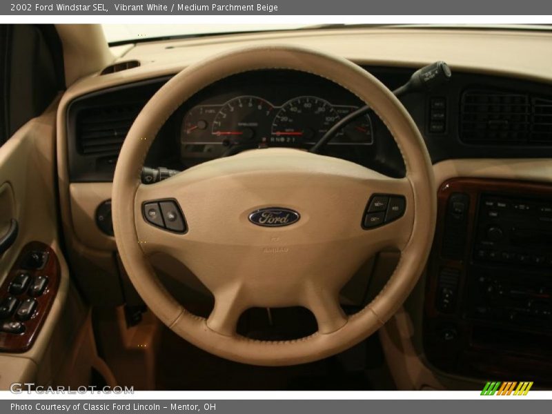 Vibrant White / Medium Parchment Beige 2002 Ford Windstar SEL