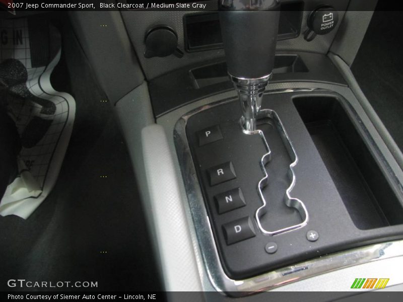 Black Clearcoat / Medium Slate Gray 2007 Jeep Commander Sport