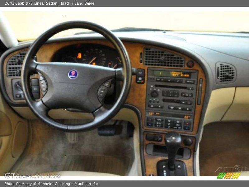 Black / Sand Beige 2002 Saab 9-5 Linear Sedan