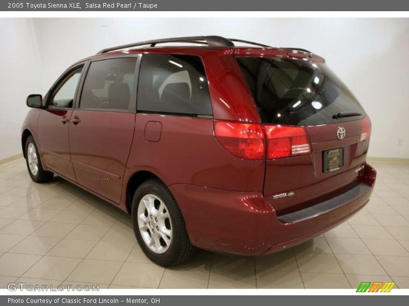 Salsa Red Pearl / Taupe 2005 Toyota Sienna XLE