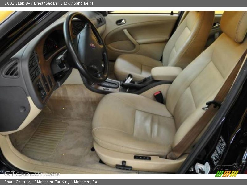 Black / Sand Beige 2002 Saab 9-5 Linear Sedan