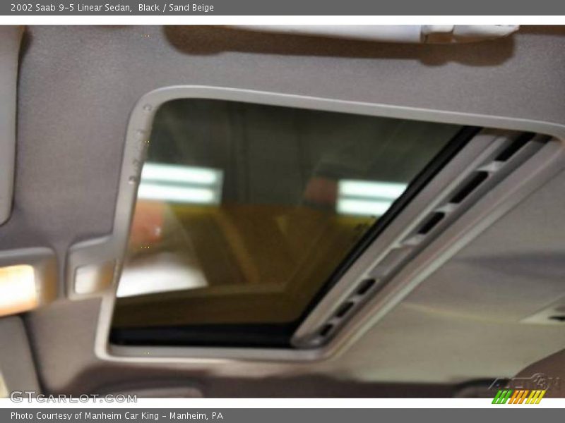 Black / Sand Beige 2002 Saab 9-5 Linear Sedan