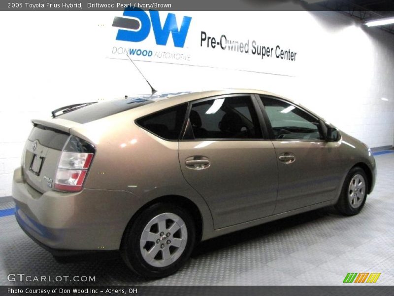 Driftwood Pearl / Ivory/Brown 2005 Toyota Prius Hybrid