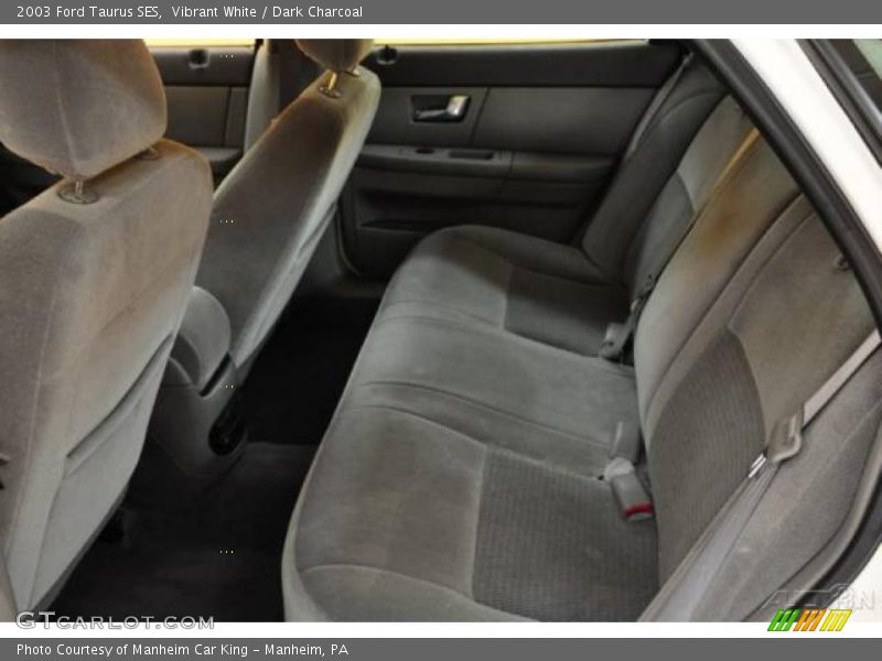 Vibrant White / Dark Charcoal 2003 Ford Taurus SES