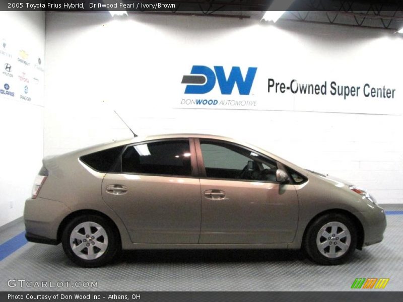 Driftwood Pearl / Ivory/Brown 2005 Toyota Prius Hybrid