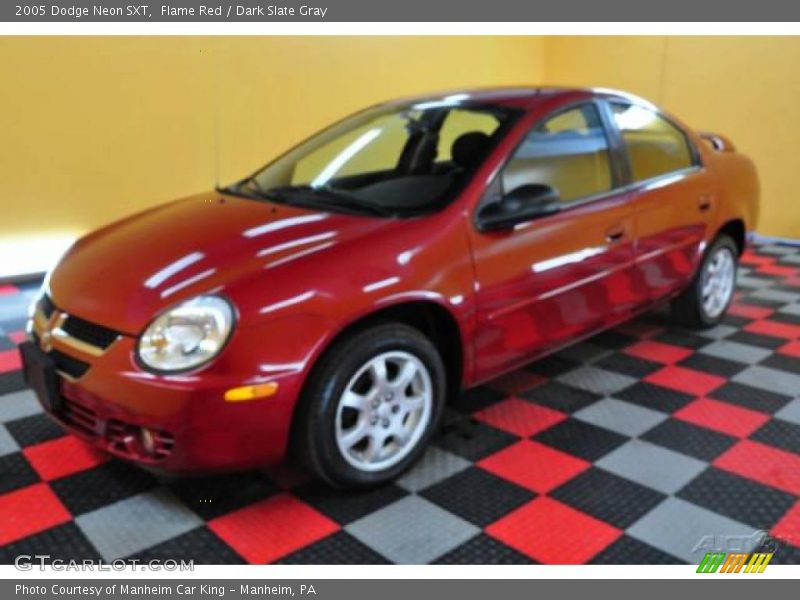 Flame Red / Dark Slate Gray 2005 Dodge Neon SXT