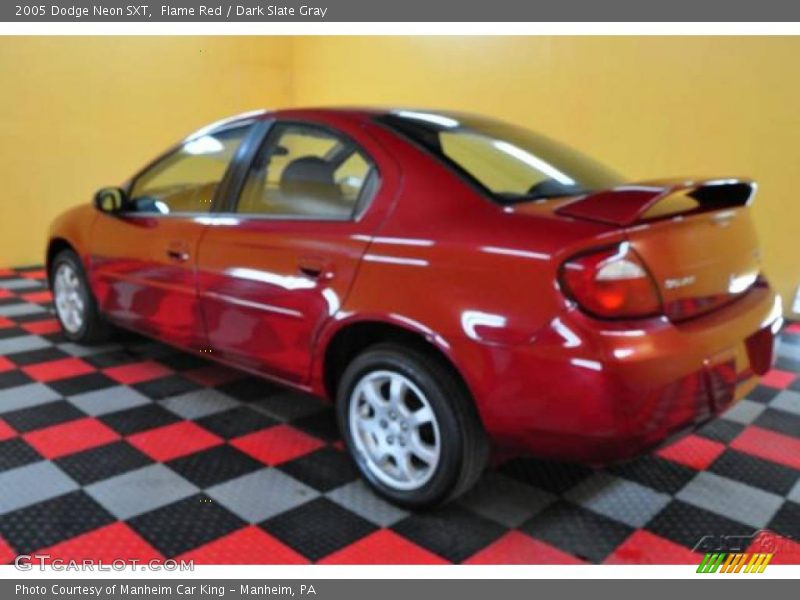 Flame Red / Dark Slate Gray 2005 Dodge Neon SXT