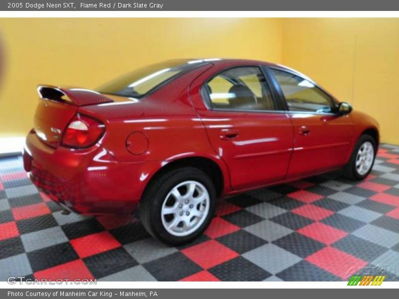 Flame Red / Dark Slate Gray 2005 Dodge Neon SXT