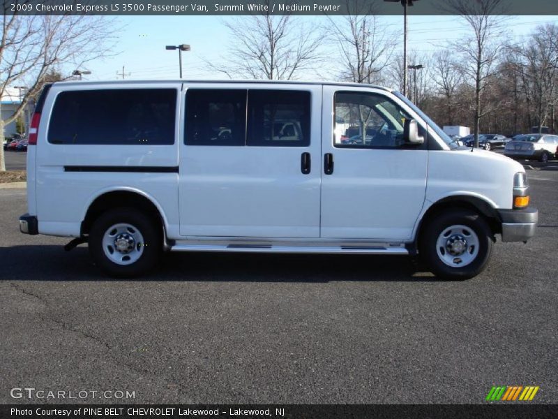 Summit White / Medium Pewter 2009 Chevrolet Express LS 3500 Passenger Van