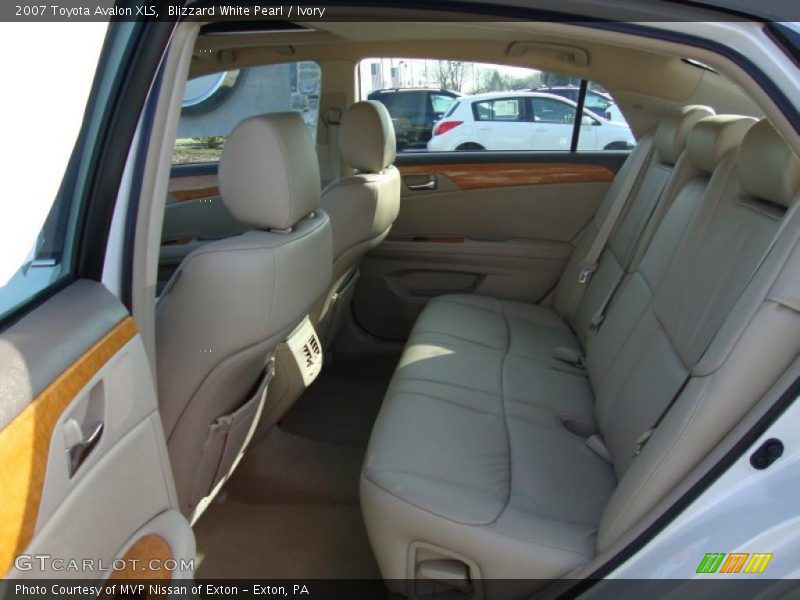 Blizzard White Pearl / Ivory 2007 Toyota Avalon XLS
