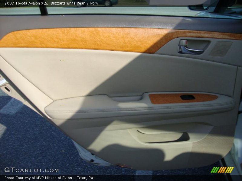 Blizzard White Pearl / Ivory 2007 Toyota Avalon XLS